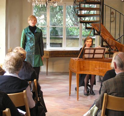 Gabriele Hierdeis und Sylvia Ackermann im Claviersalon