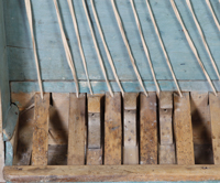 angehängtes Pedal am Prozessions Positiv im Claviersalon Miltenberg