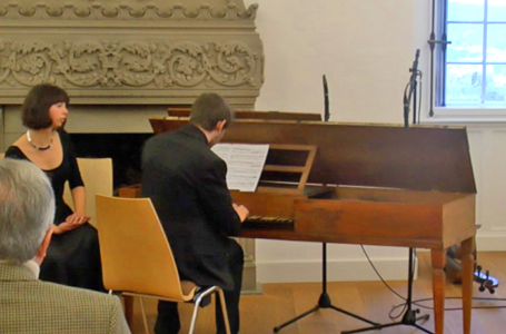 Manuel Dahme stellt auf der Clavieracademie Mildenburg sein Clavecin Royal vor